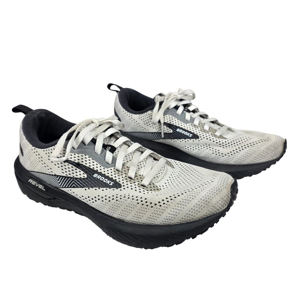 BROOKS REVEL 6 RUNNING SHOES – WOMEN’S 8 – WHITE/BLACK – STYLE 140036‑B121